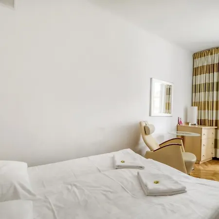 404 Obrzezna Mokotow *