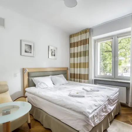 404 Obrzezna Mokotow Homestay *